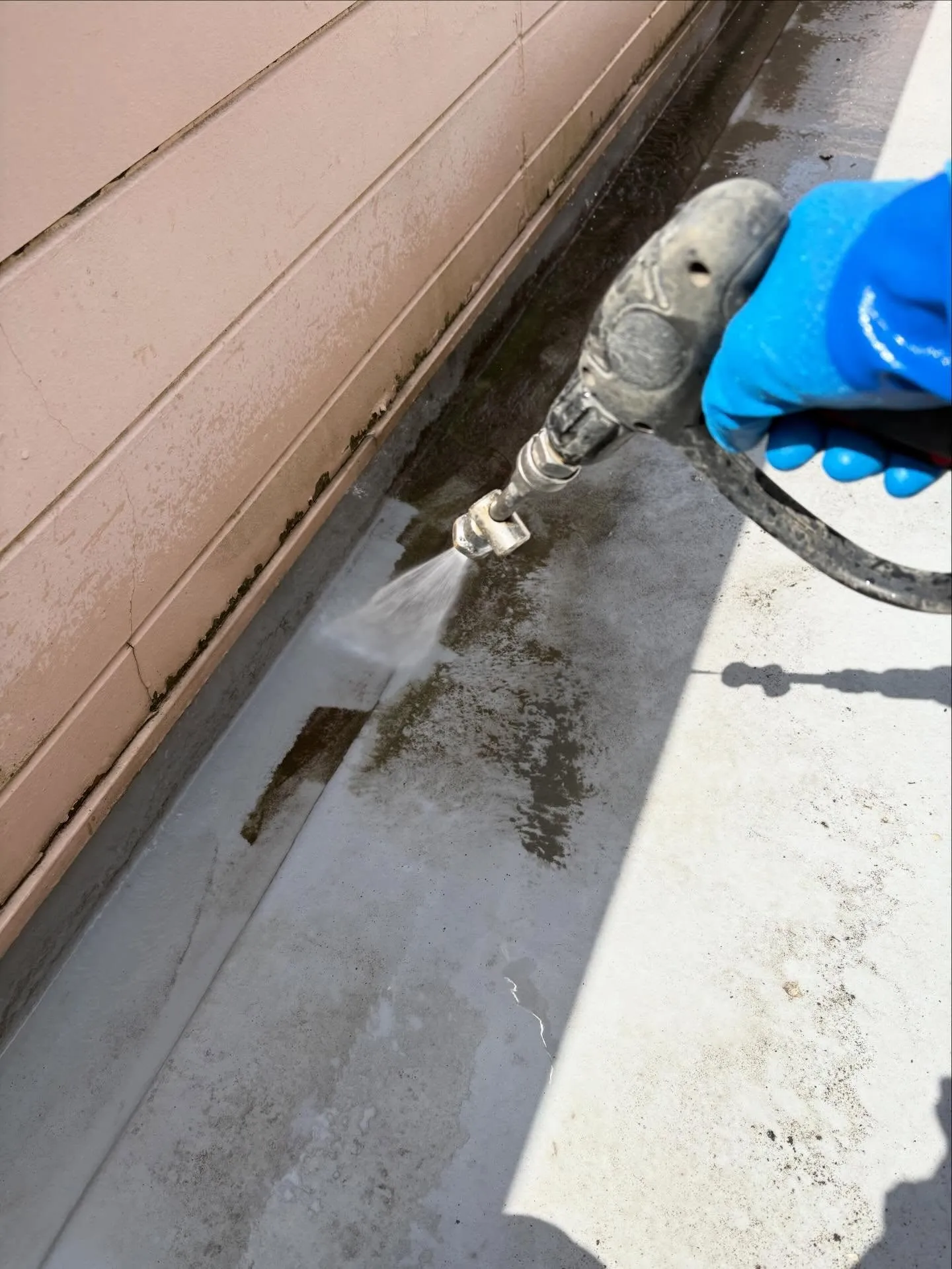 防水塗装を行いました🏠