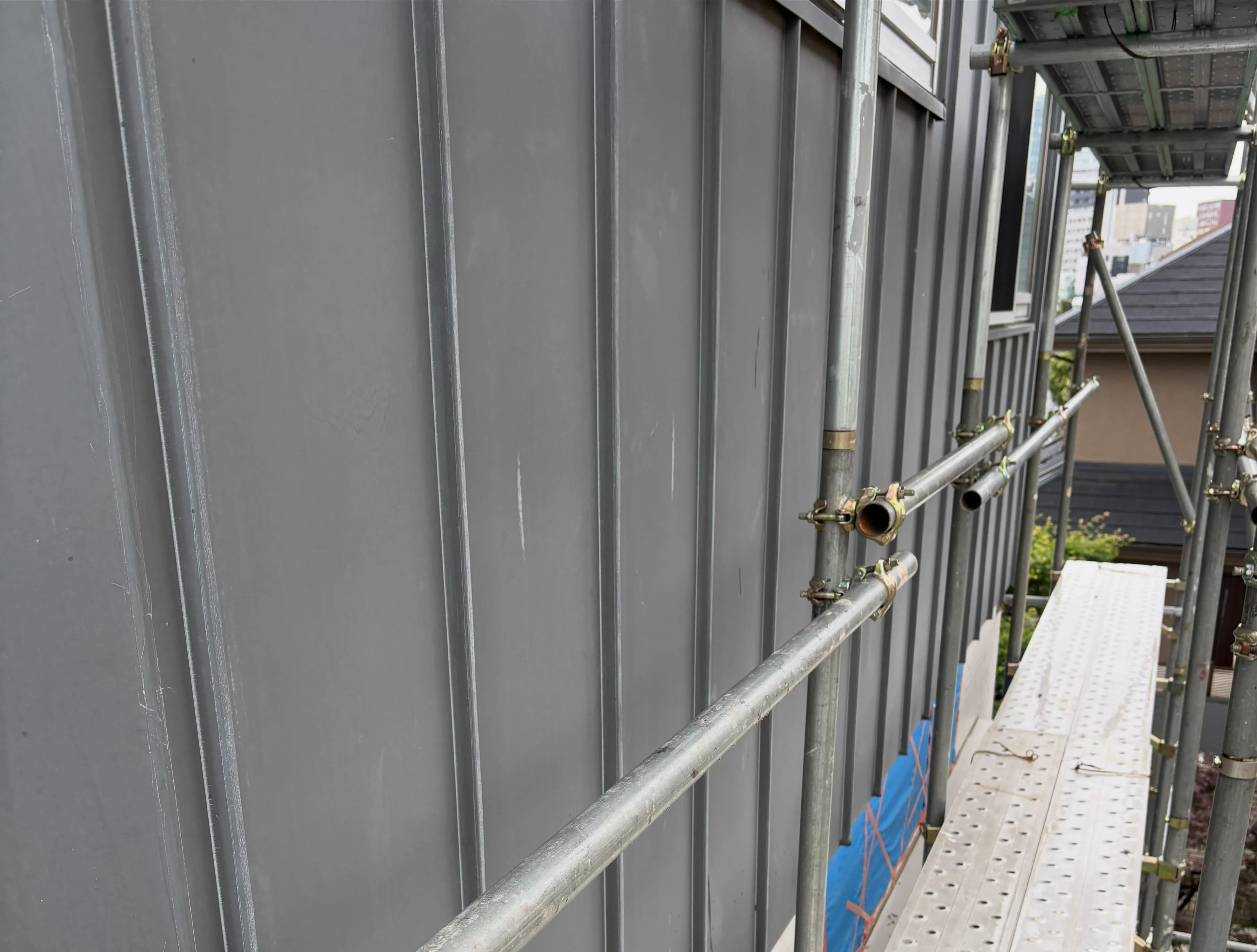 マンション外部足場・塗装工事を施工させて頂きました🏠🔨